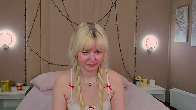 AdeleSilvy webcam
