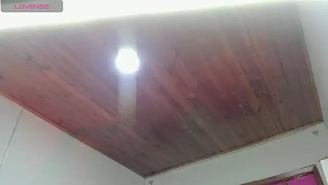 Aysha_winxs webcam