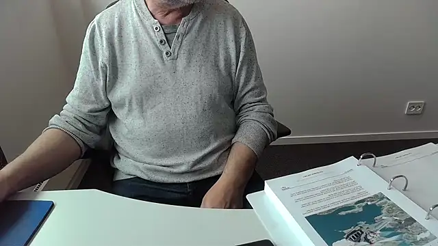 buggemann (M grandpa) - Masturbate 5 min