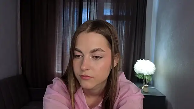 CarolannMirjah webcam