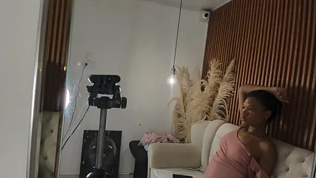 Brenda_Thomp webcam