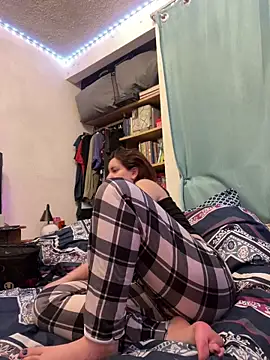 Nina-Chick777 webcam