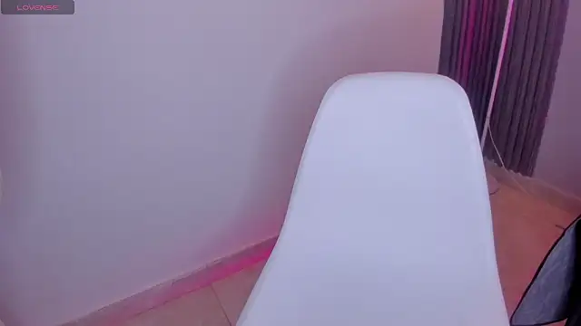 baby_celeste webcam