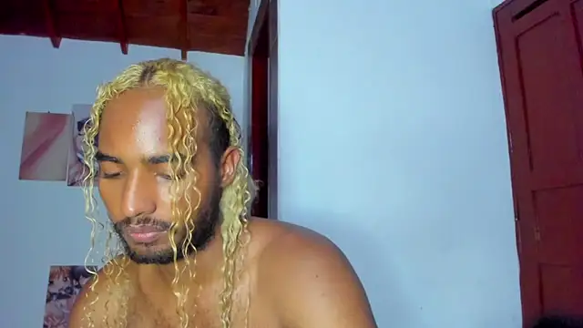 salvatore_amator webcam