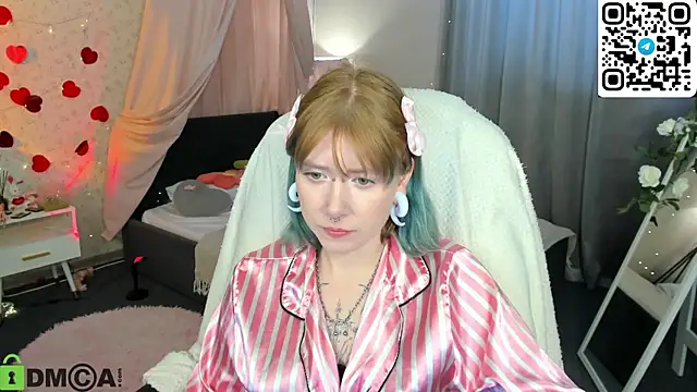 Elira_Vane webcam