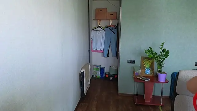 Remy_Miles webcam
