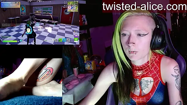 Twisted_Alice webcam