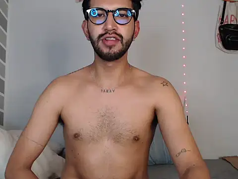 thomass1018 webcam