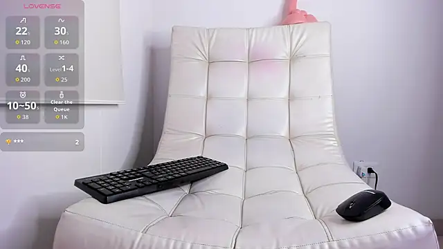 Aaron_Tate webcam
