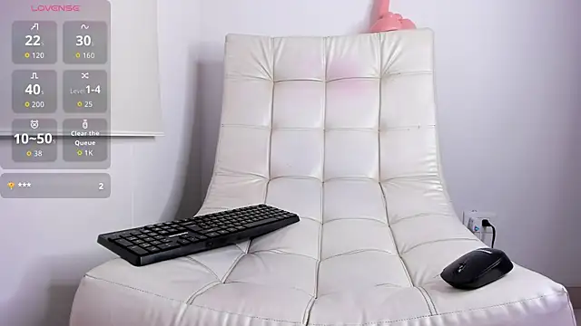 Aaron_Tate webcam