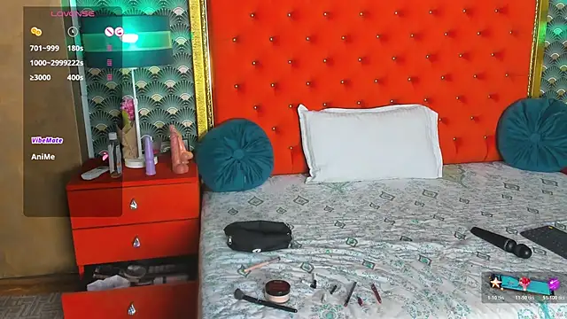 VallerieJones webcam
