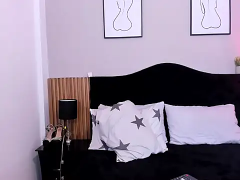 Pauline_Fox