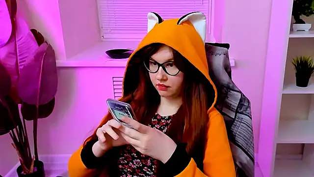 CarolGiggly webcam