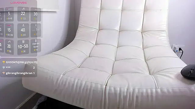 Aaron_Tate webcam