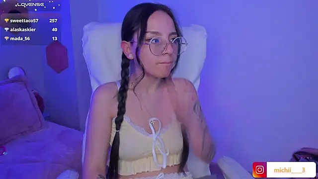 kitty_patitas_suavesss webcam