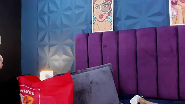 NicoleJonss webcam