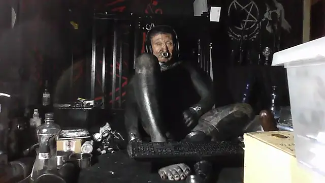 objectwrom webcam