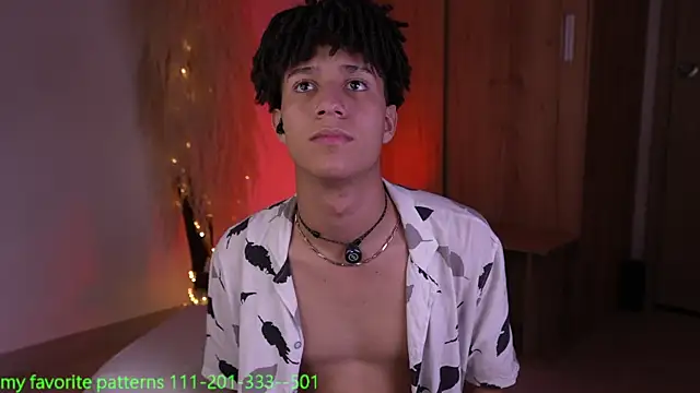 Afro_god_ webcam