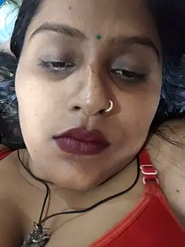 Jasmine_Januja webcam