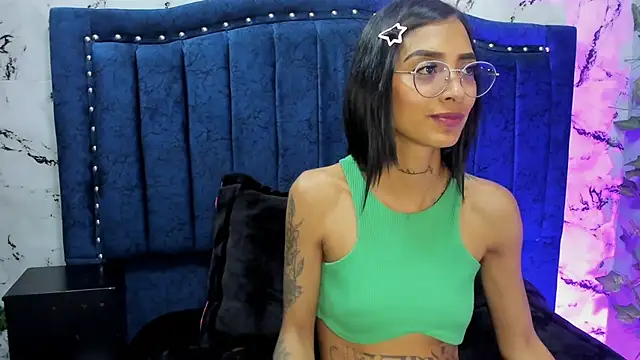 KarlaSlutSkinny__ webcam