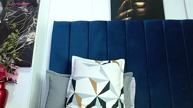 Exotic_wish webcam