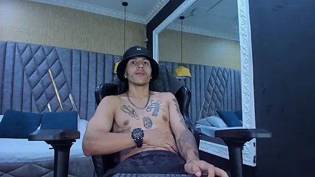 DanteLuxx webcam
