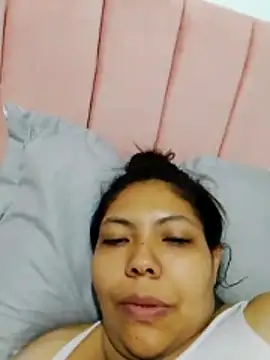 Izel_ webcam