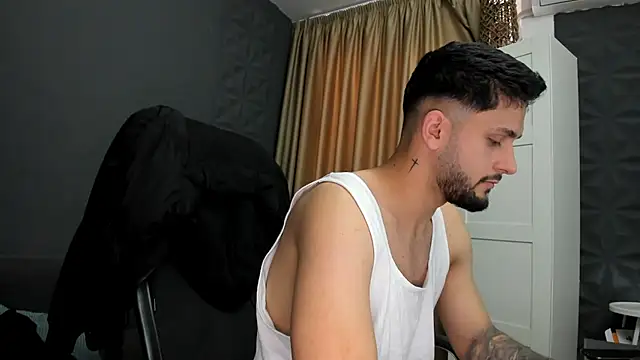 TroyWadee webcam