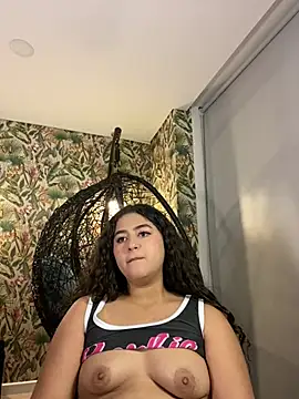 Abby_Zaf webcam