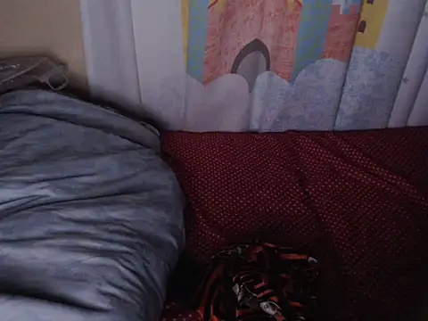 zeina_gen webcam