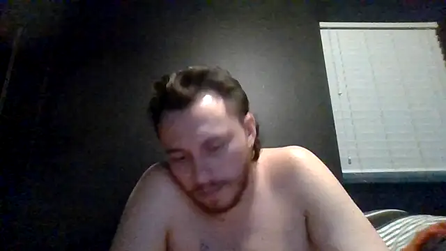 Tallhungcloudyyy webcam