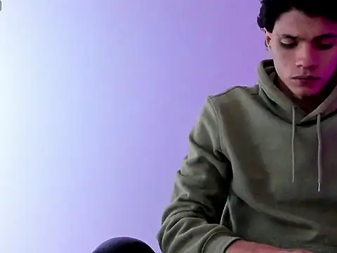 Ithan_Hott webcam