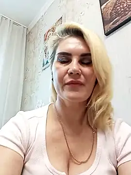 JennyOMay webcam