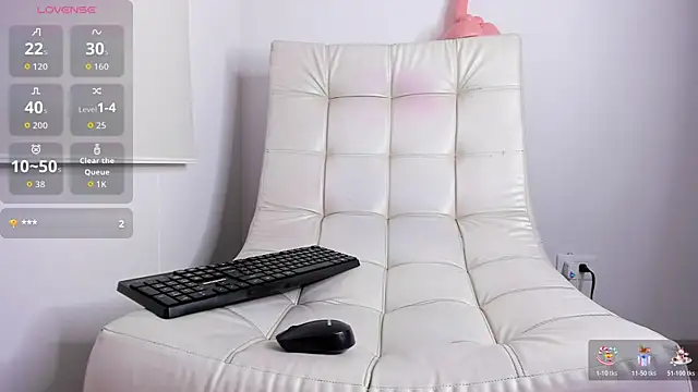 Aaron_Tate webcam