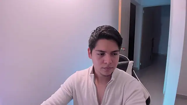 Asta_YunoXXX webcam