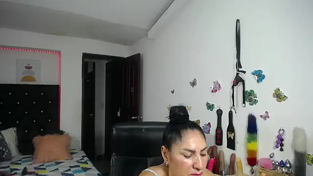 mature_bigboobs10 webcam