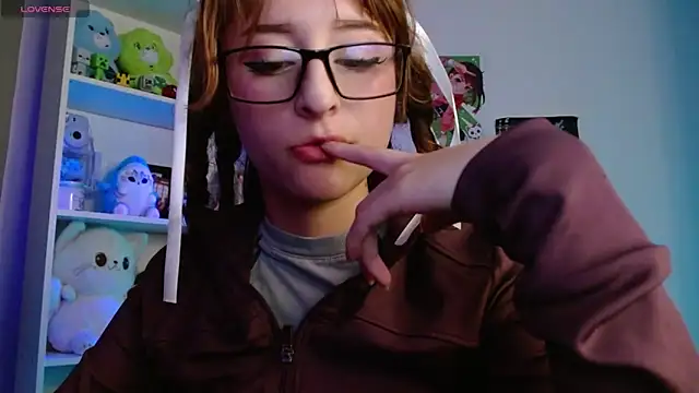 CelesteAyase webcam