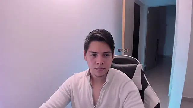 Asta_YunoXXX webcam