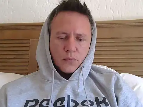 TroyDieselXXX webcam