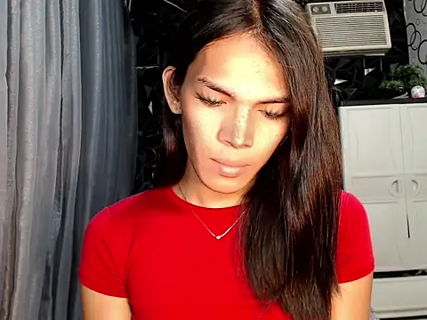 GORGEOUS_CARMEE webcam