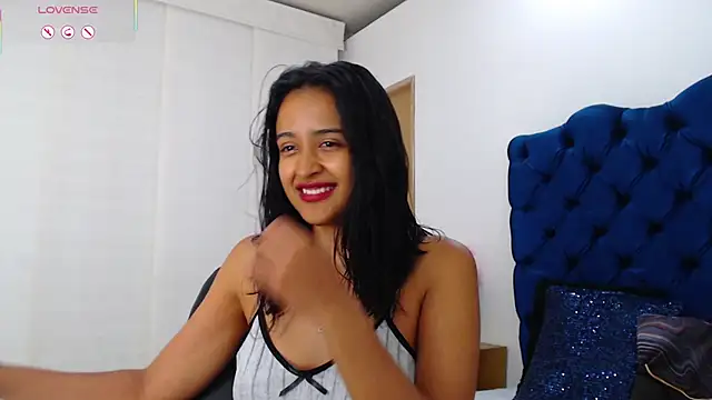 Lili666_ webcam