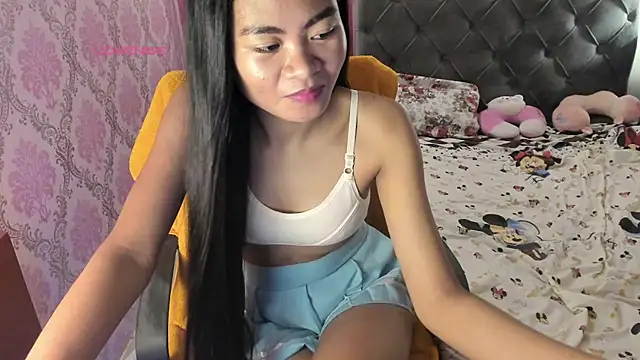 Mica_Jones webcam