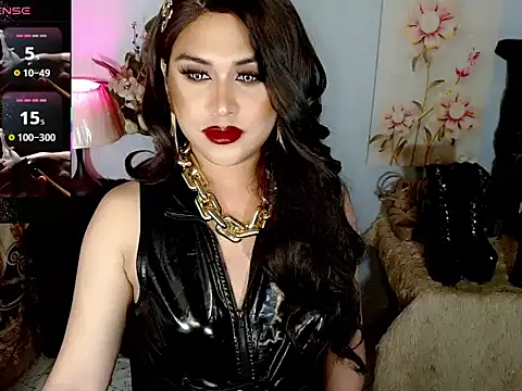 Heavenly_Claudia webcam