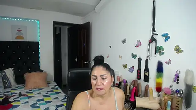 mature_bigboobs10 webcam
