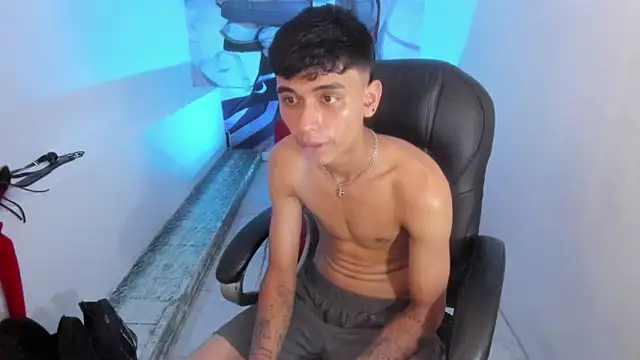 Tyger_Boyy webcam