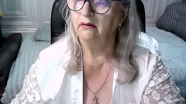 LolkaAlyss webcam