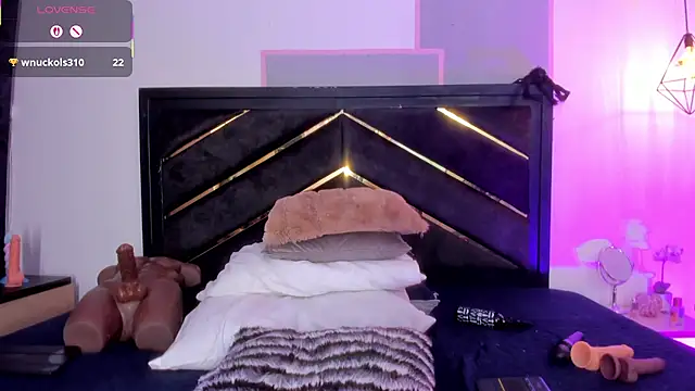 april_jones05 webcam