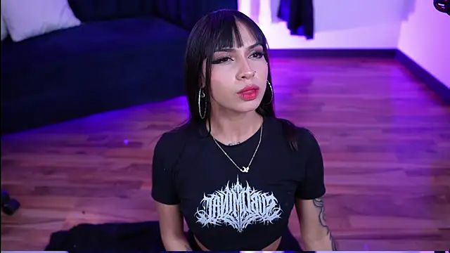 Ada_luna01