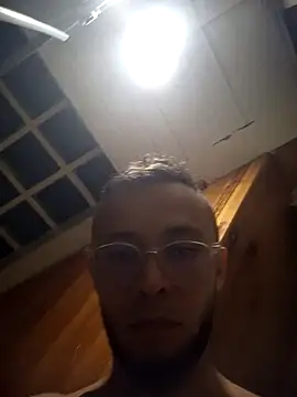 sebastian_horny webcam