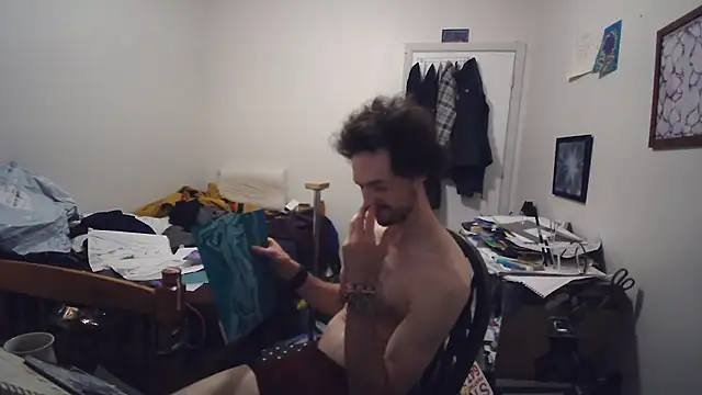 JohnnyMoves webcam